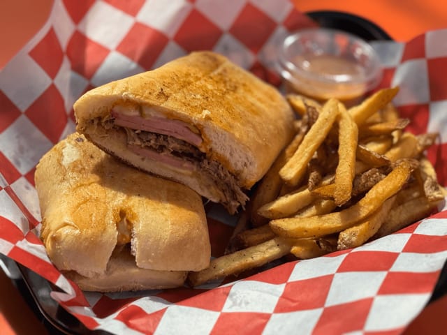 Sandwich CUBANO.
