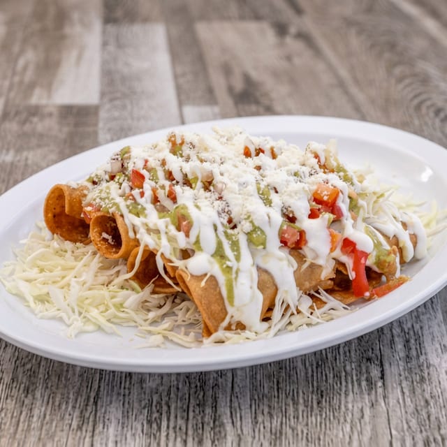 Taquitos Chapines Plate.