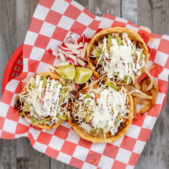 3 Sopes.